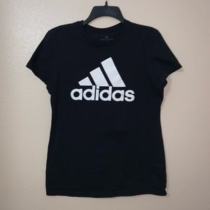 ✨Adidas The Go-To Tee Size Medium